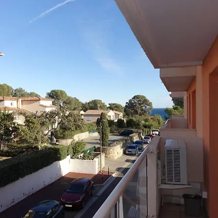 Apartamento Les Jardins De La By Interhome *