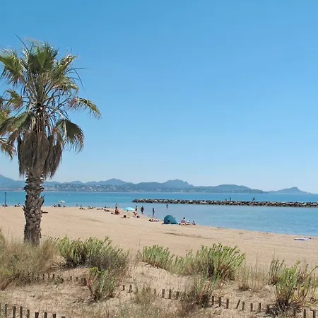 Les Jardins De La By Interhome Apartamento Saint Aygulf