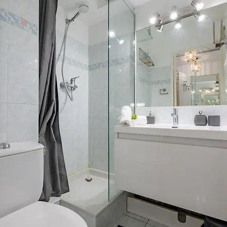 Les Jardins De La By Interhome Apartamento